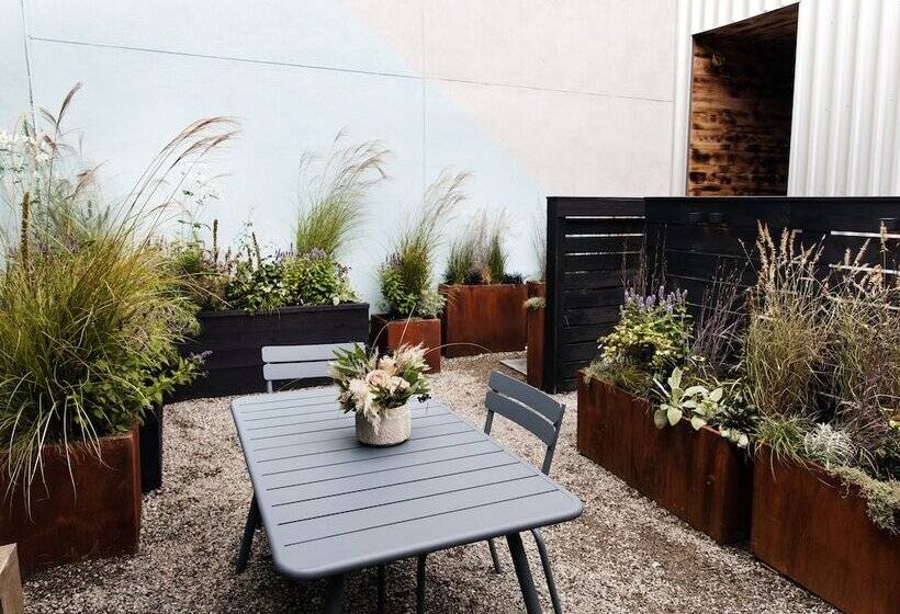 Lokal Hotel Fishtown