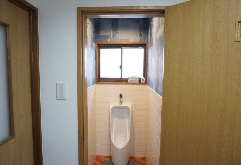 بنسيون Guesthouse Obama21:00   Hostel