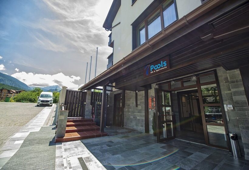 Отель 7 Pools Spa Boutique