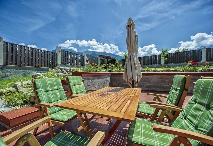 Отель 7 Pools Spa Boutique