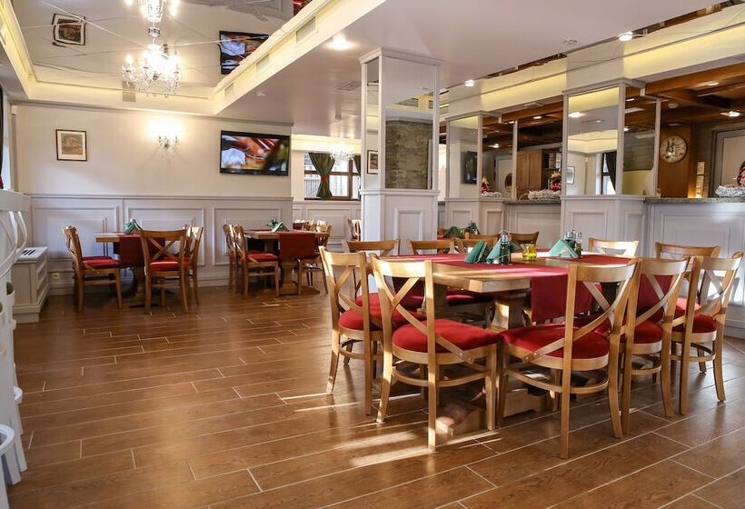 Отель 7 Pools Spa Boutique