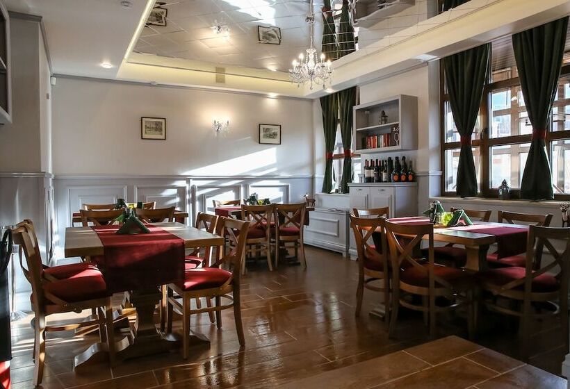 Отель 7 Pools Spa Boutique