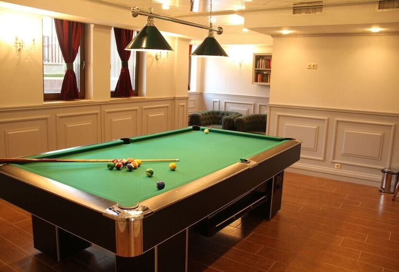 Отель 7 Pools Spa Boutique