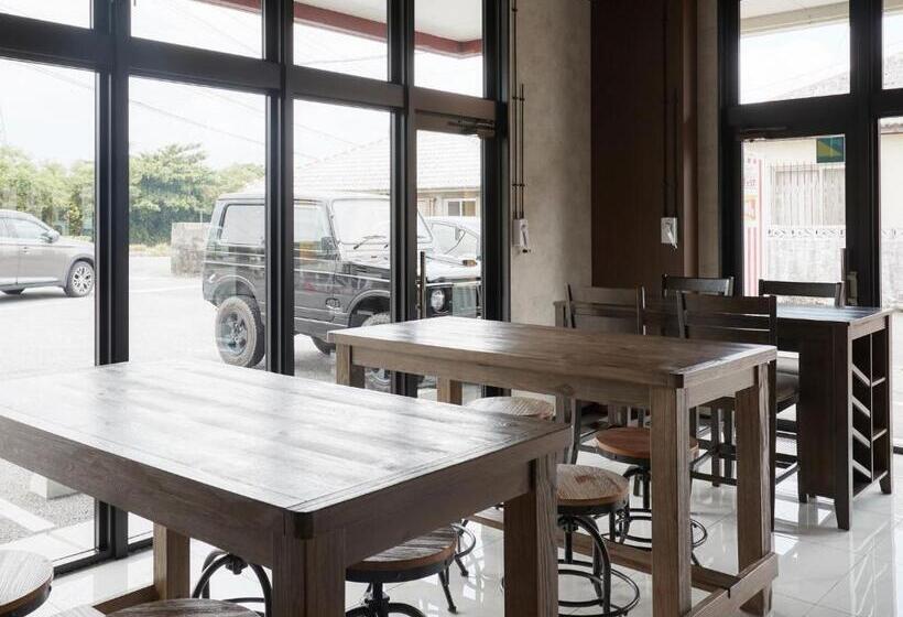 فندق صغير ミチ旅ホテル 読谷