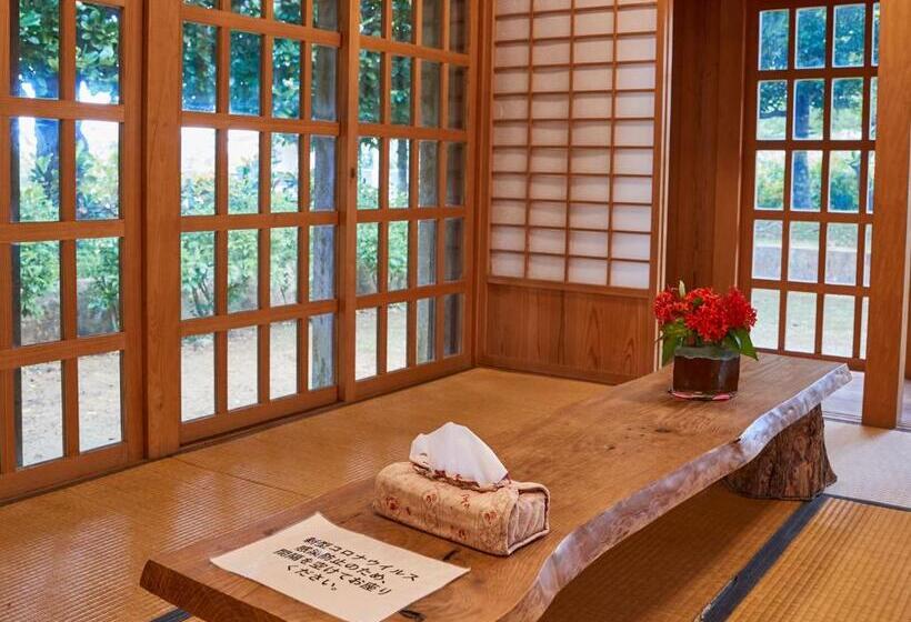 فندق صغير ミチ旅ホテル 読谷