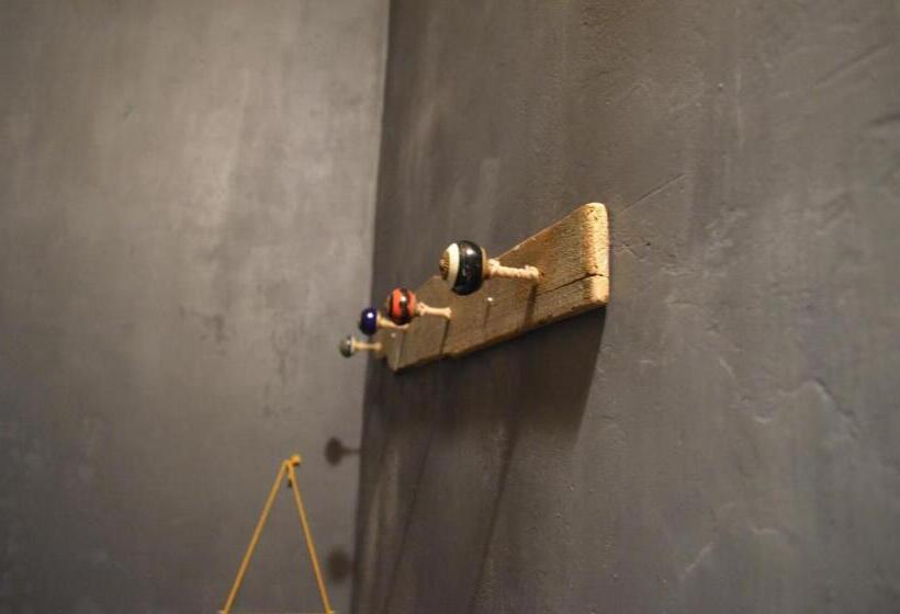 旅馆 Chez Podi Surf Stay