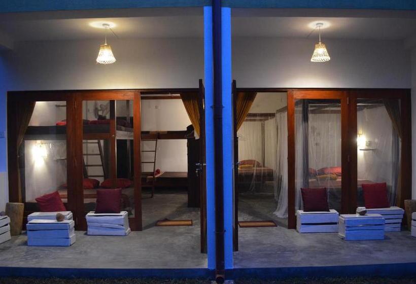 旅馆 Chez Podi Surf Stay