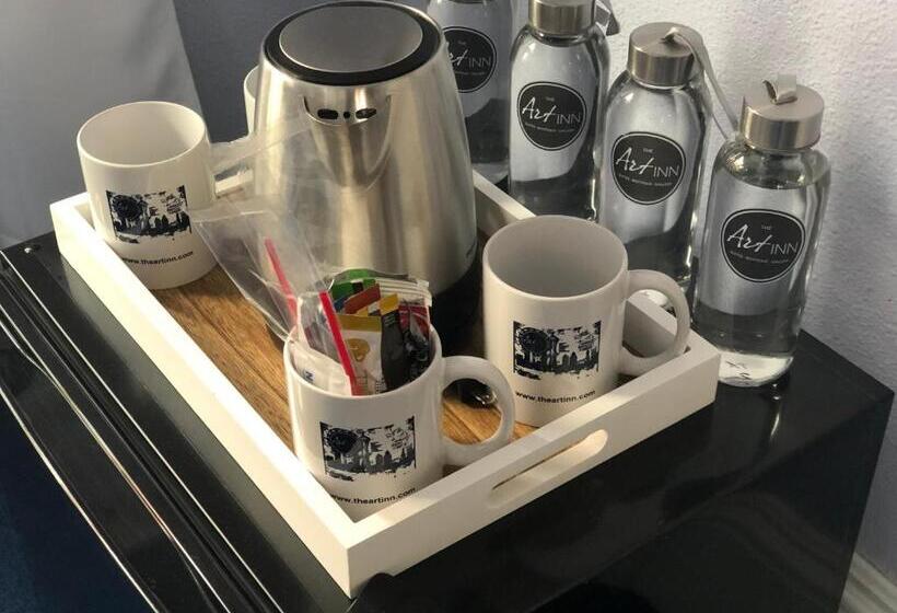 ユースホステル The Art Inn Seattle