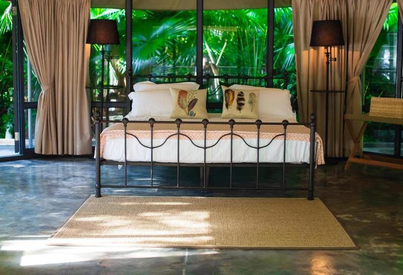 Hotel Boulder Valley