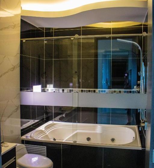 Отель American Visa Cali