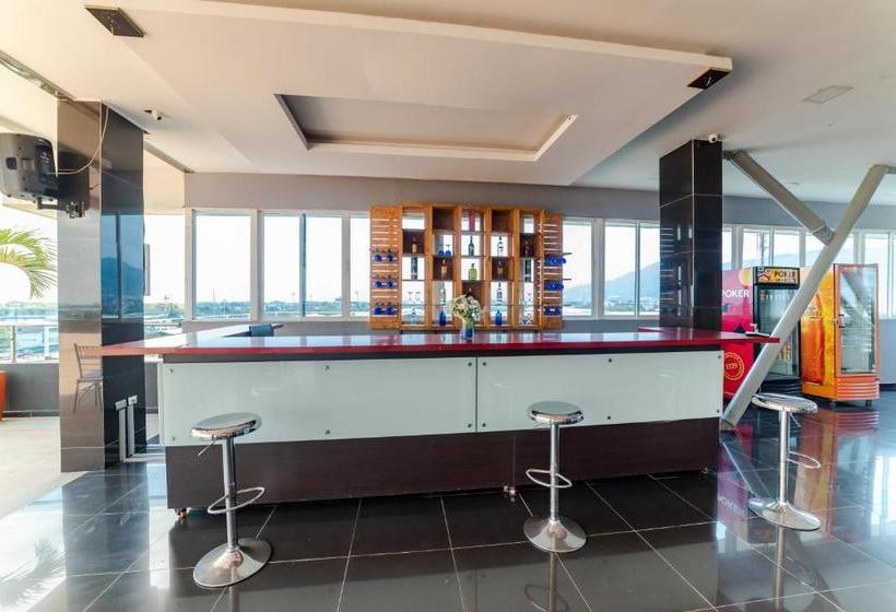 Отель American Visa Cali