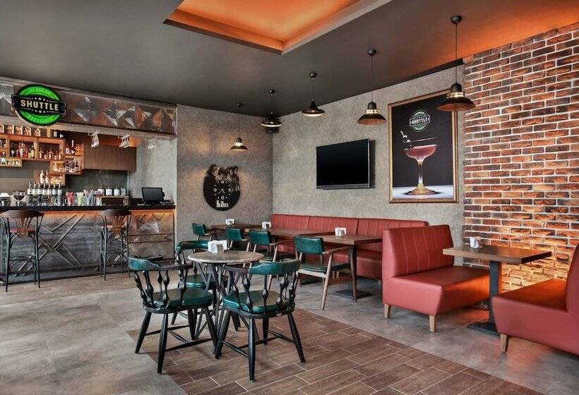 בית מלון כפרי Ramada By Wyndham Nigde