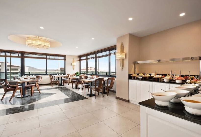 בית מלון כפרי Ramada By Wyndham Nigde