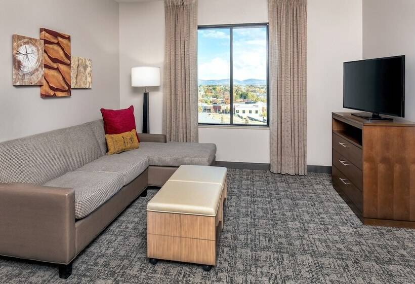 Отель Staybridge Suites Charlottesville Airport, An Ihg