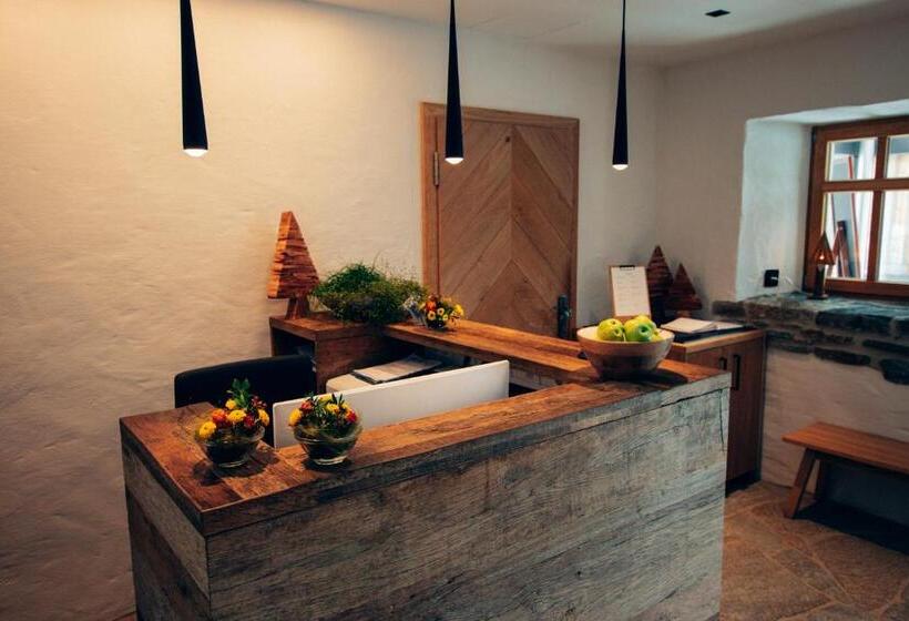 ホテル Tannenhaus