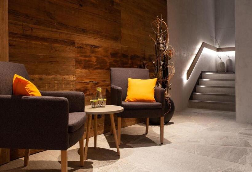 ホテル Tannenhaus