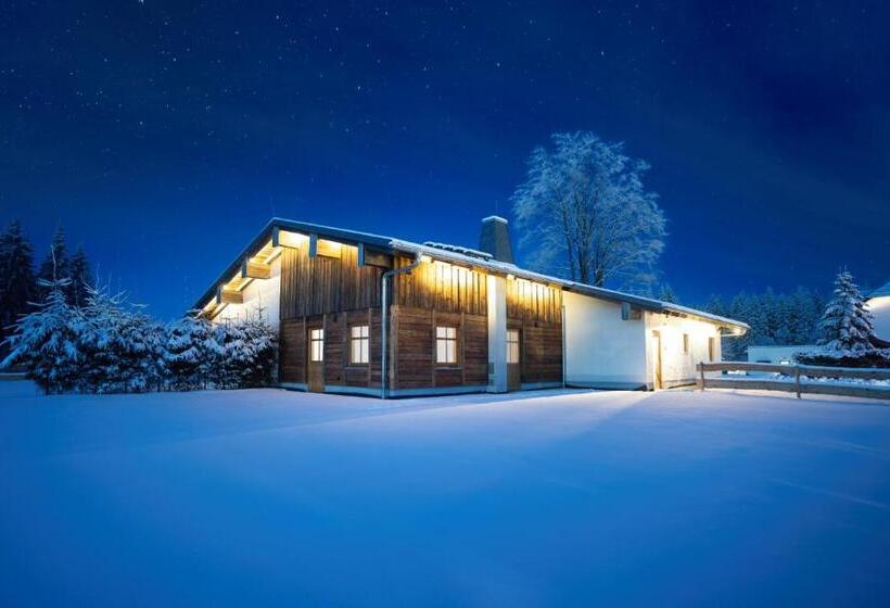 ホテル Tannenhaus