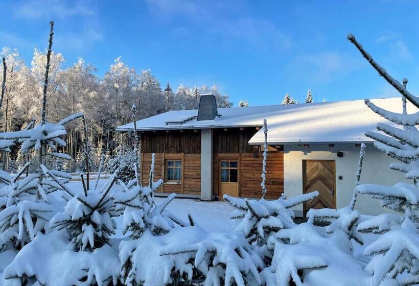 ホテル Tannenhaus