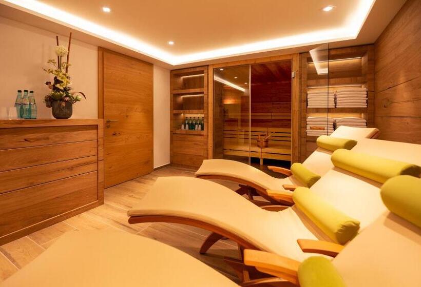 Отель Tannenhaus