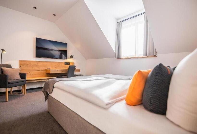 Отель Tannenhaus