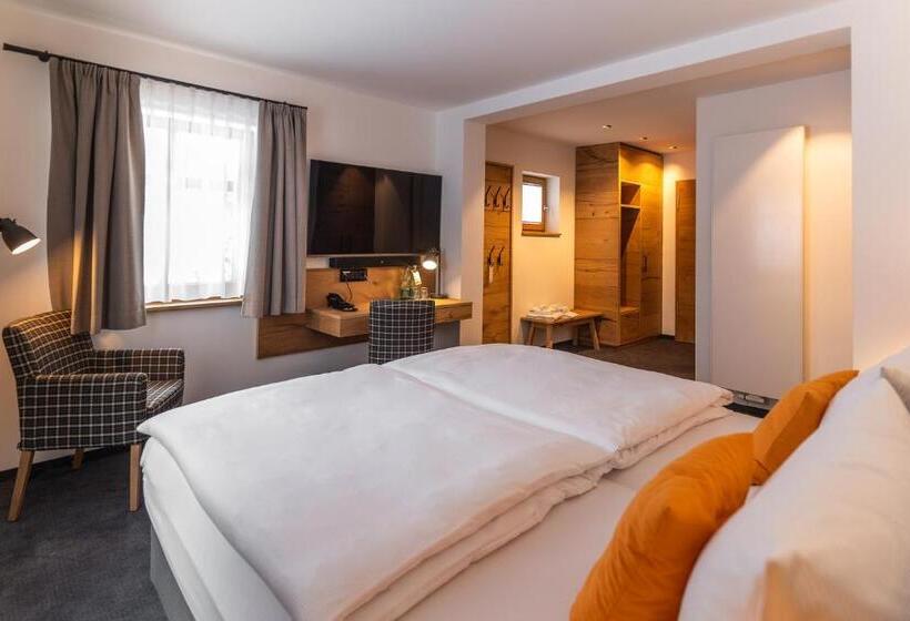 ホテル Tannenhaus