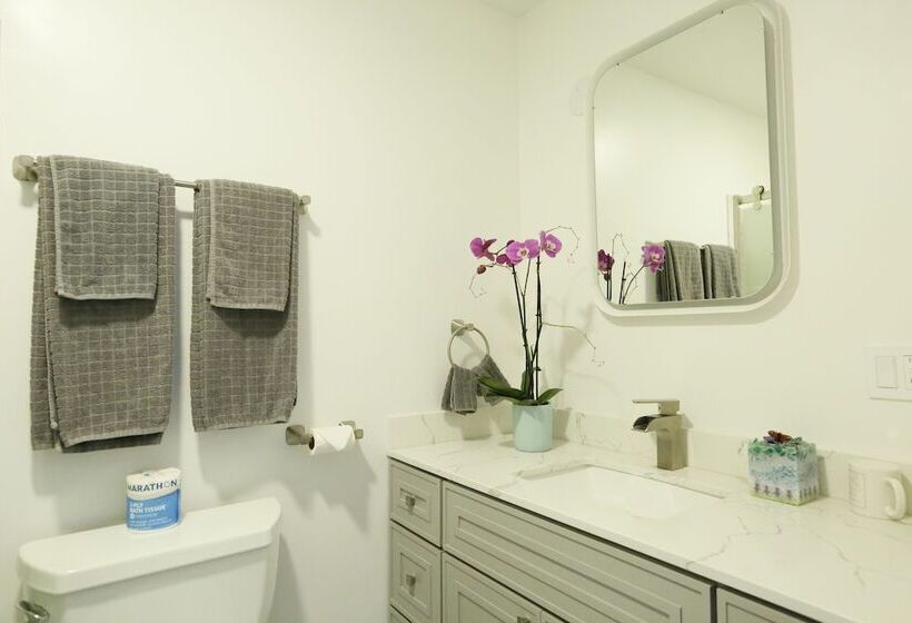 فندق Trending Inn