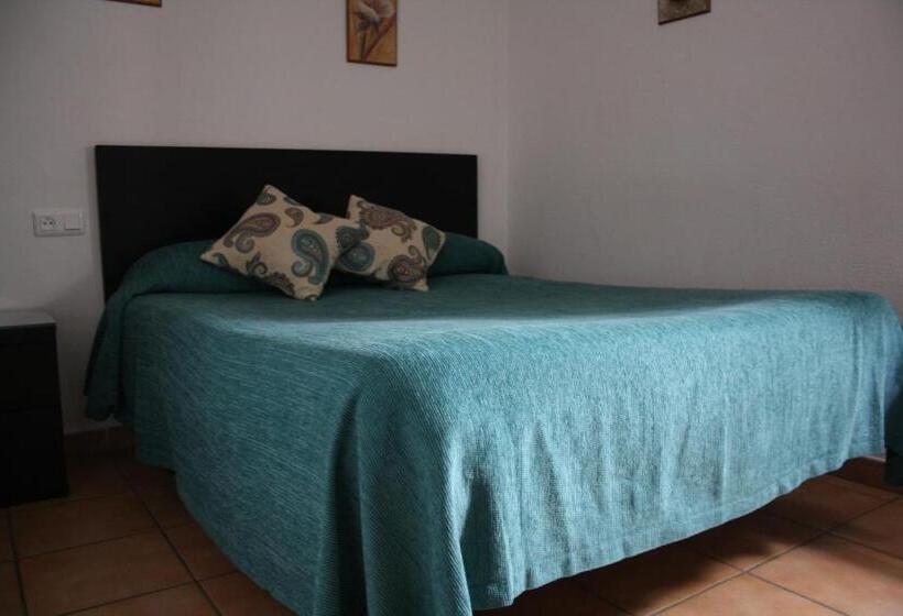 پانسیون Hostal Mellizo