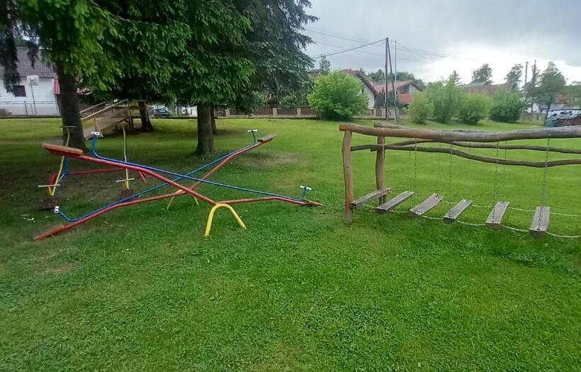 پانسیون Penzión Zemianska Kúria