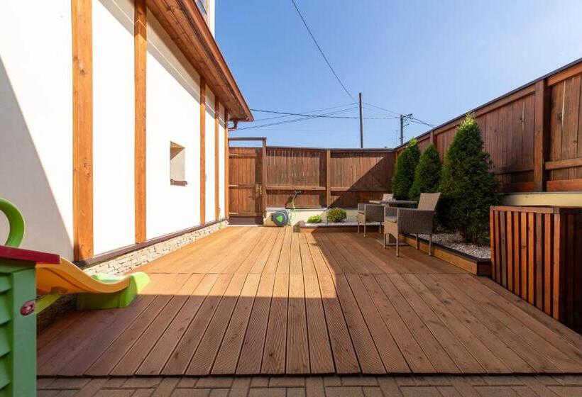 پانسیون Penzión Zemianska Kúria