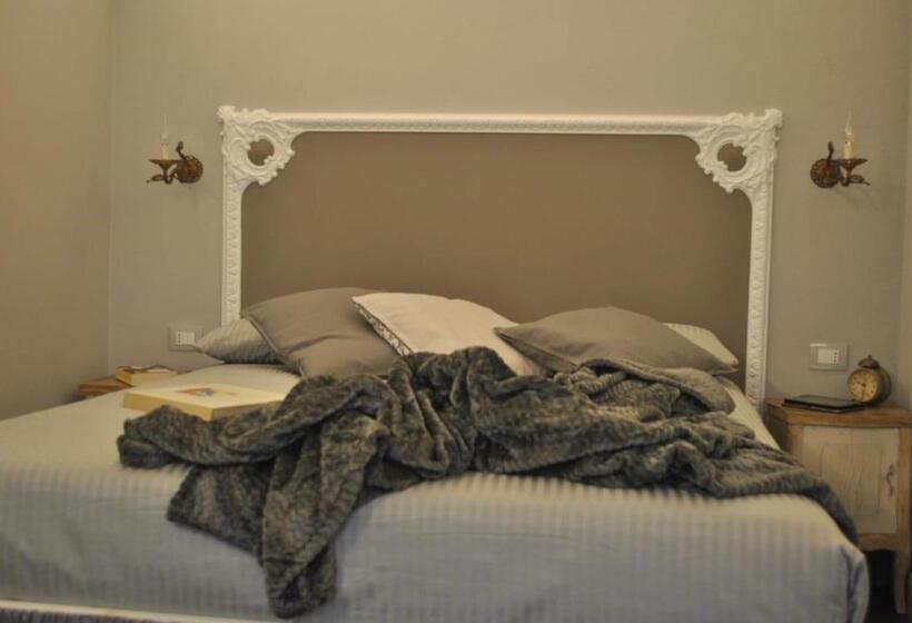 تختخواب و صبحانه Locanda San Tomaso Affittacamere