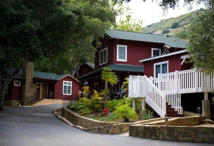 فندق Circle Bar B Guest Ranch