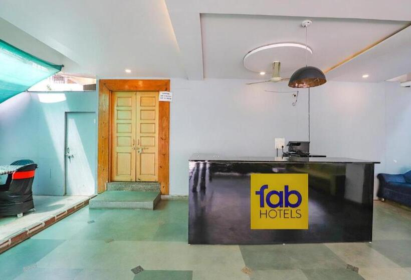 هتل Fabexpress Osca Inn