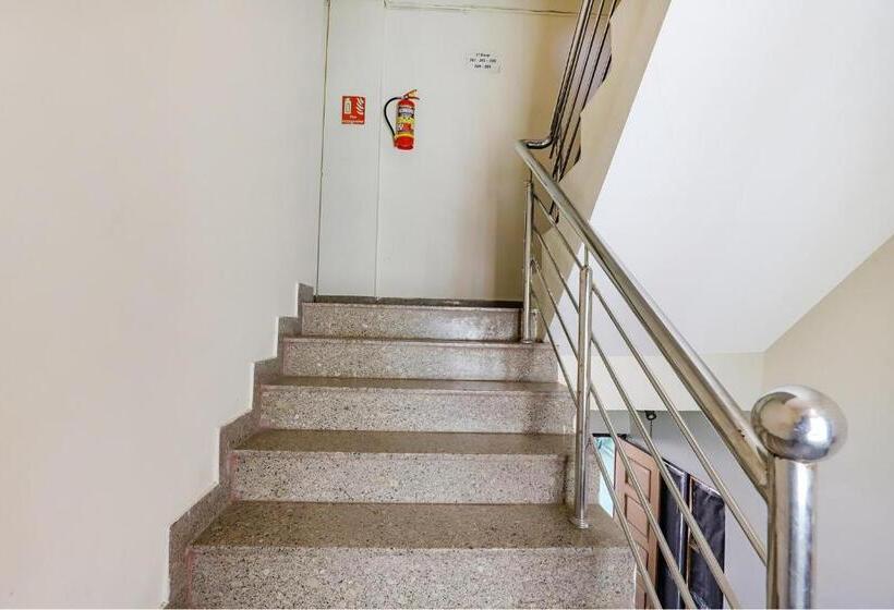 هتل Fabexpress Osca Inn