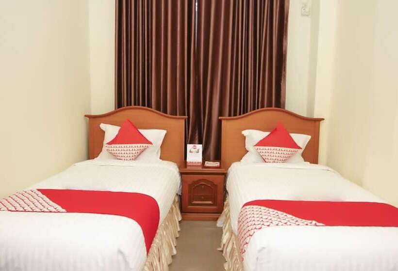 ホテル Oyo 236 Penginapan Rumah Hijau
