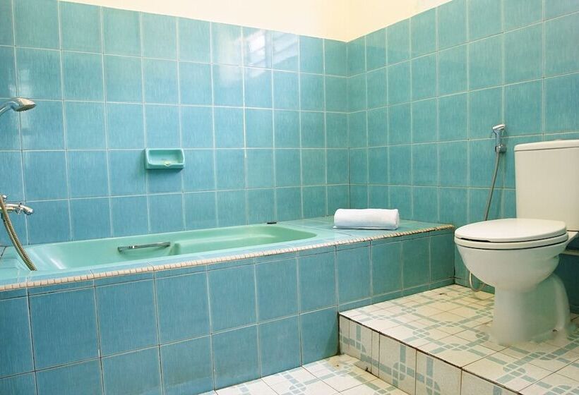 ホテル Oyo 236 Penginapan Rumah Hijau