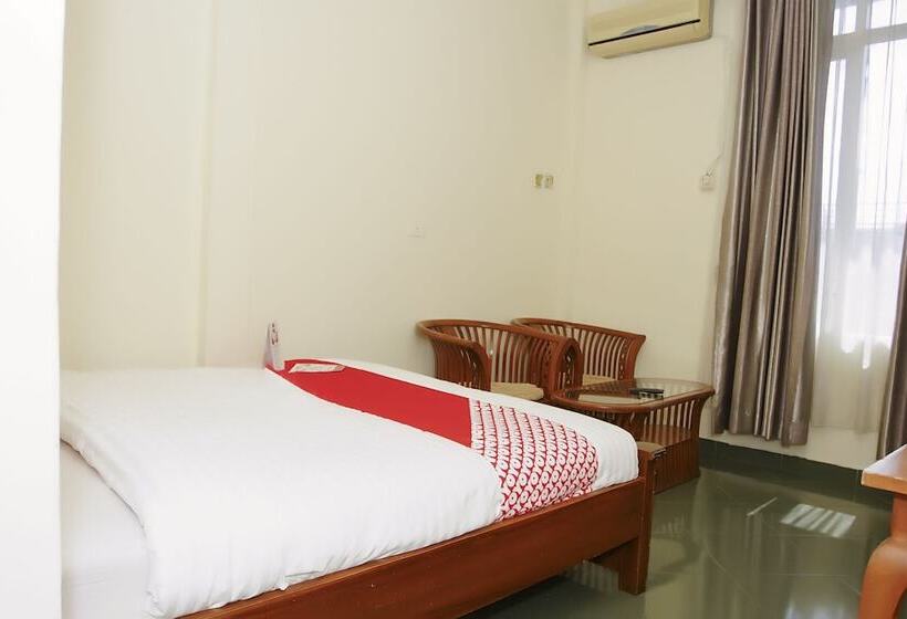 ホテル Oyo 236 Penginapan Rumah Hijau