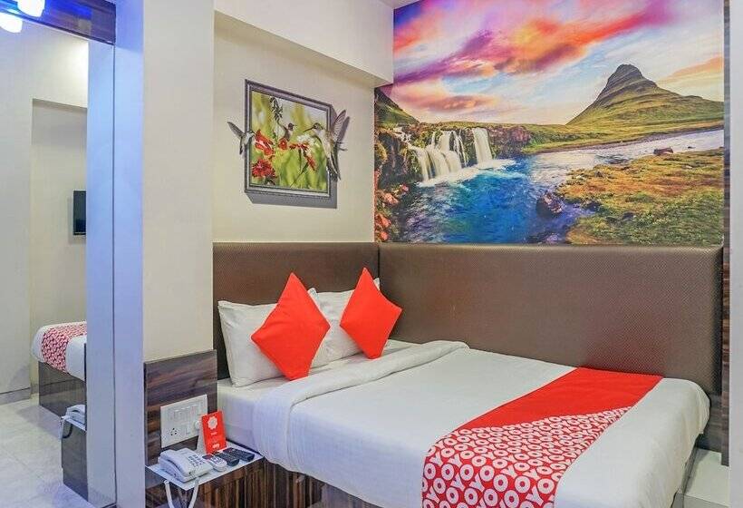 בית מלון כפרי Oyo 23624 Panchgani Inn