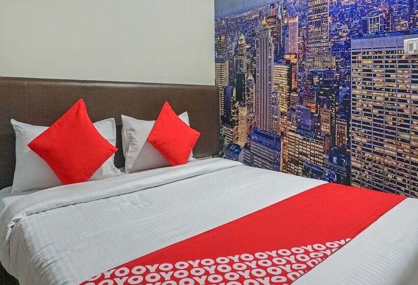 בית מלון כפרי Oyo 23624 Panchgani Inn