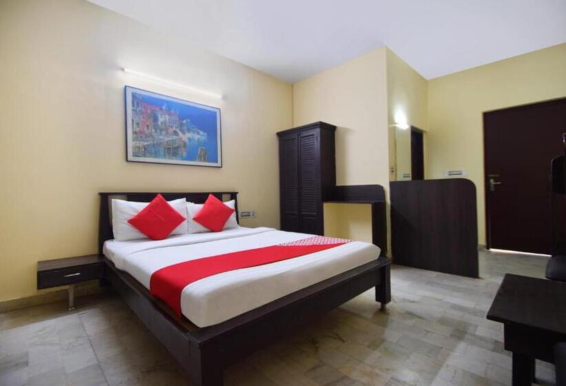 فندق Oyo 24408 Nirmala Guest House