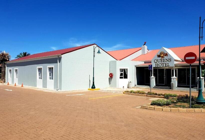 هتل Queens Casino And