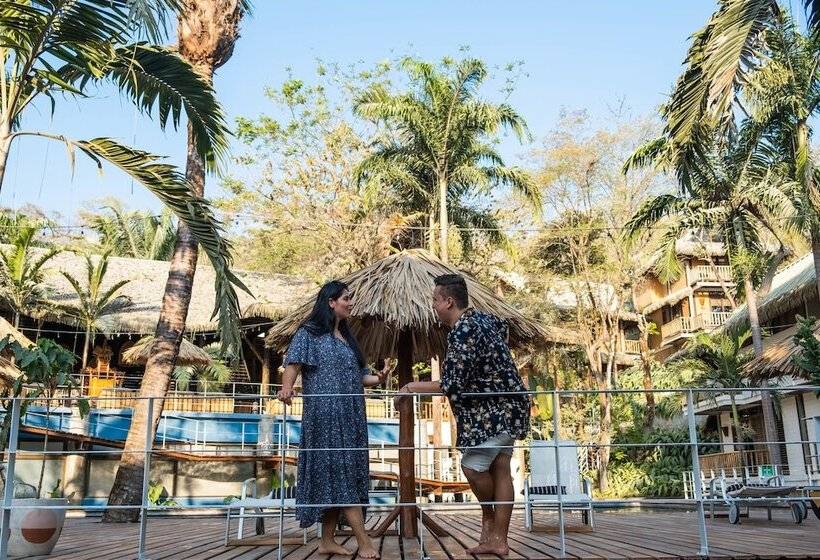 ホテル Selina Nosara