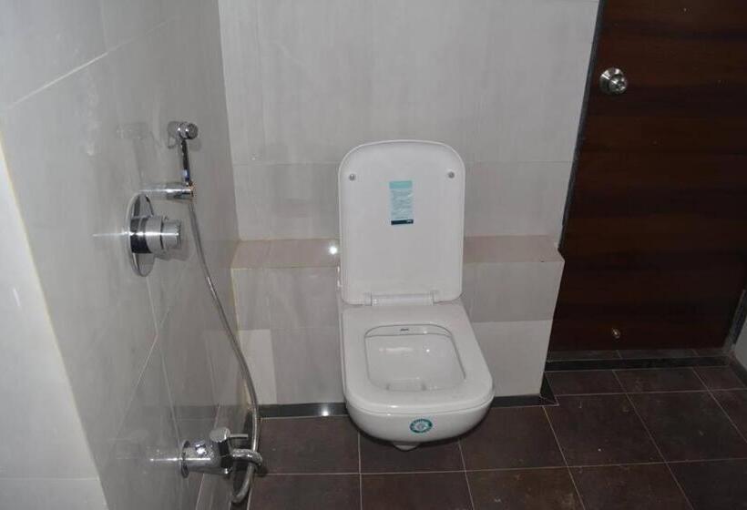 בית מלון כפרי Shalini Excellency