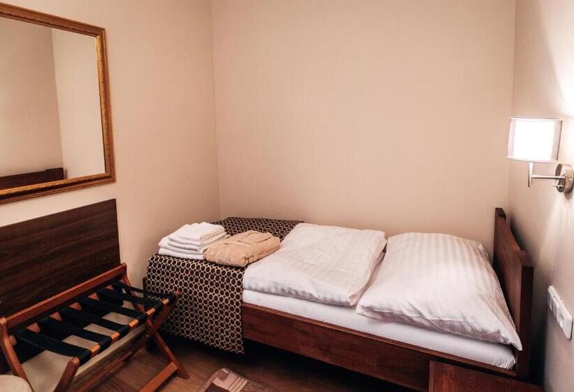 בית מלון כפרי Star