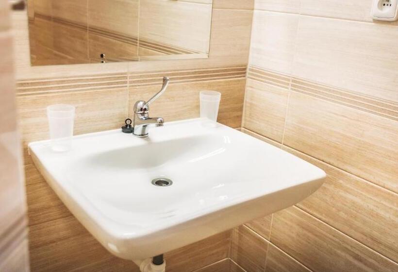 בית מלון כפרי Star