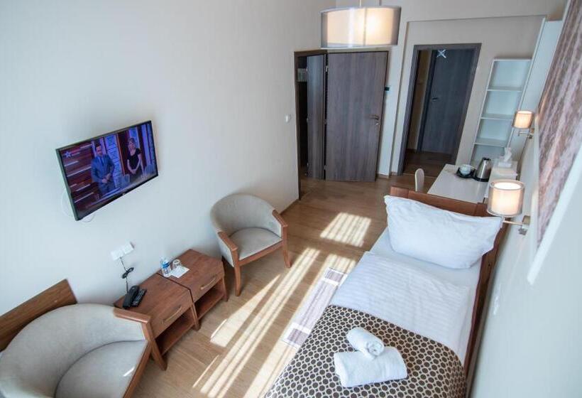 בית מלון כפרי Star