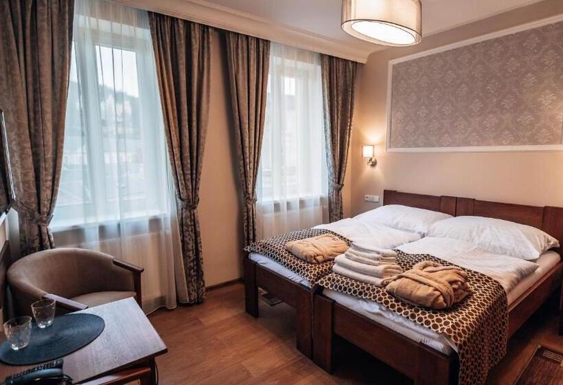 בית מלון כפרי Star