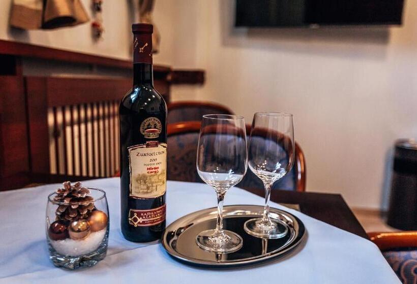 בית מלון כפרי Star