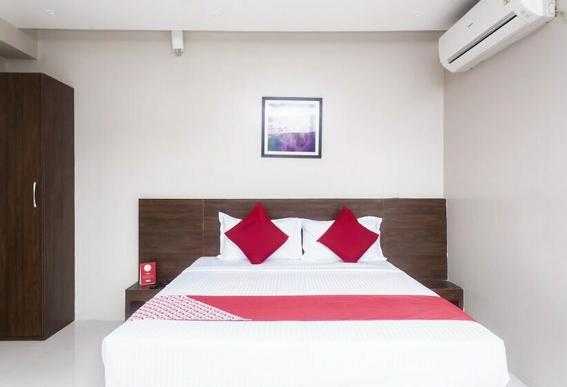 Отель Treebo Trip Grand Pune