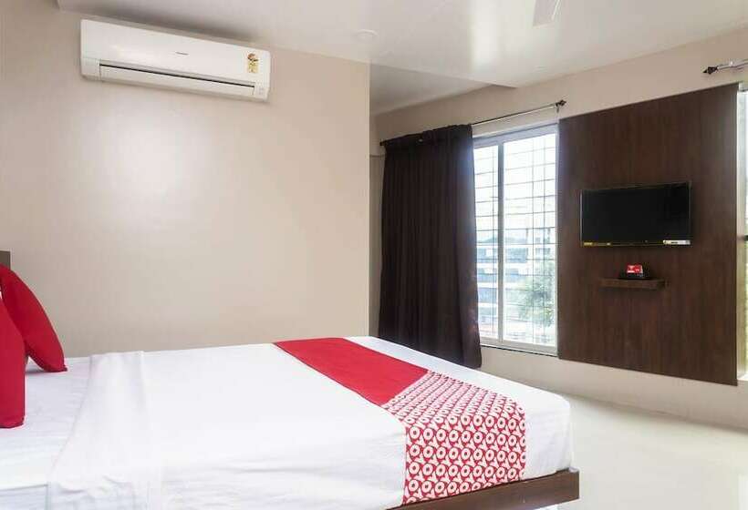 Отель Treebo Trip Grand Pune