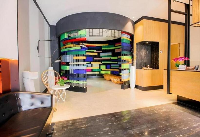 Yitel Hotel Shanghai Hongqiao Caohejing Hongmei Road Metro Station